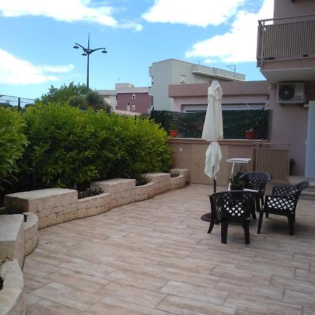 Casa Vacanze Margo' Monopoli Exterior foto